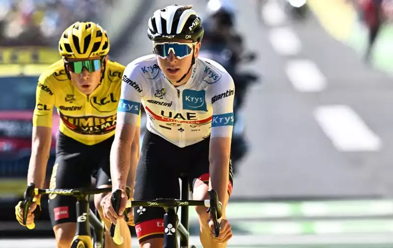 Pogacar's 180km attack at Tour de France fails to extend