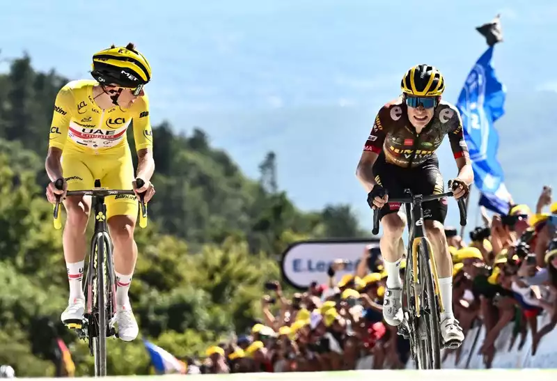 Vingegaard outpaces Pogacar in first summit finish of Tour de France