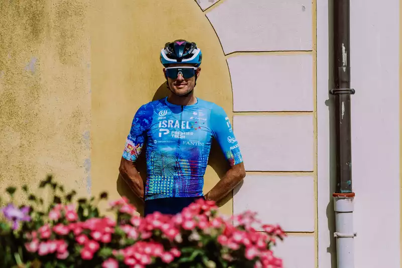 Israel PremiereTech Announces New Tour de France Kit "Field of Dreams"