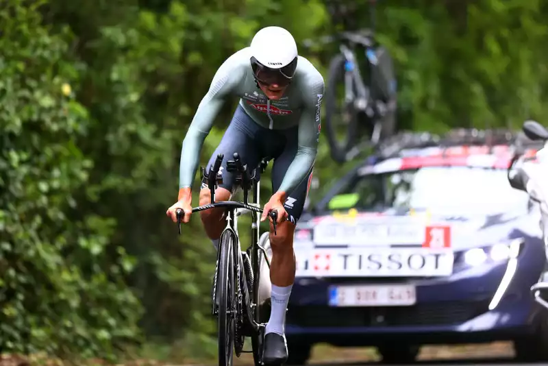 Van der Pol to use 2,750-pound skinsuit in Tour de France time trial