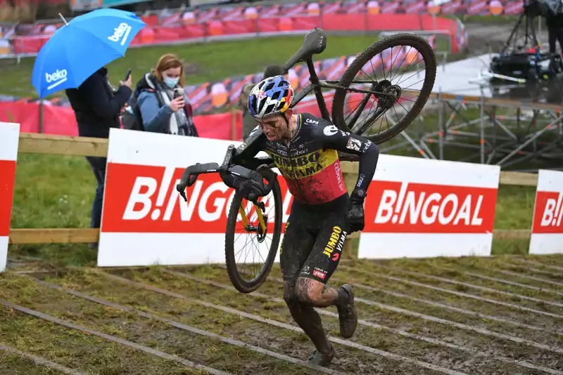 Van Aert Abandons Cyclocross World Championships in Fayetteville