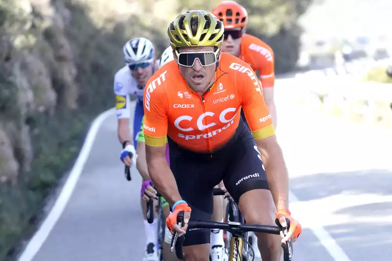 Van Avermaet hosts mini-CCC camp at his villa in the Ardennes