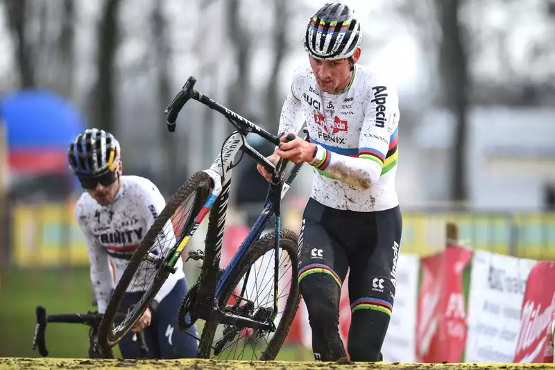 Mathieu van der Pol to Face Wout van Aert and Tom Pidcock in Cyclocross on Boxing Day