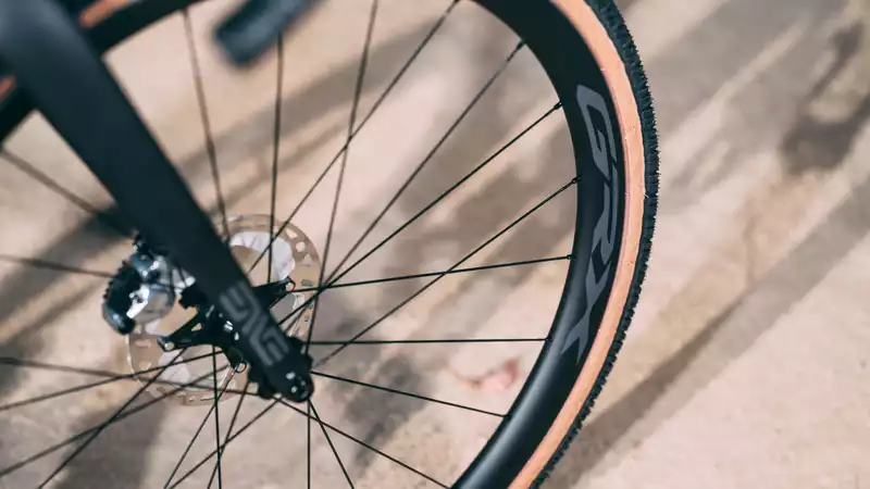 New Shimano GRX Wheels Finally Available in Carbon Fiber