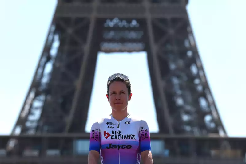 Amanda Spratt takes on a new challenge at Trek Segafredo