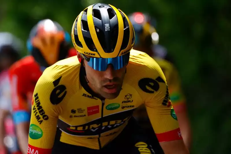 Dumoulin suffers back injury in Giro d'Italia