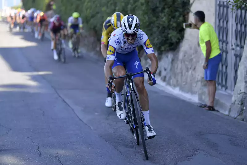 Alaphilippe leads the strong Dečuninck-Quick Step team for the Dauphiné Criterium.