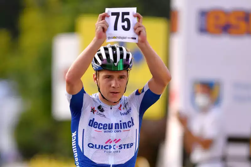 Evenper won a 51km solo race in Poland.