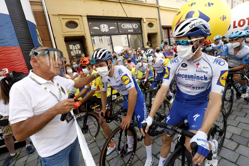 CCC Team Tries to Deny Tour de Pollogne Leader's Jersey Out of Respect for Jacobsen