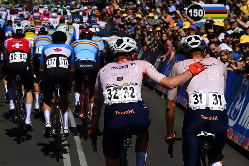 Mathieu van der Pol abandons the race after turning himself in at the police station on the eve of the World Championships.