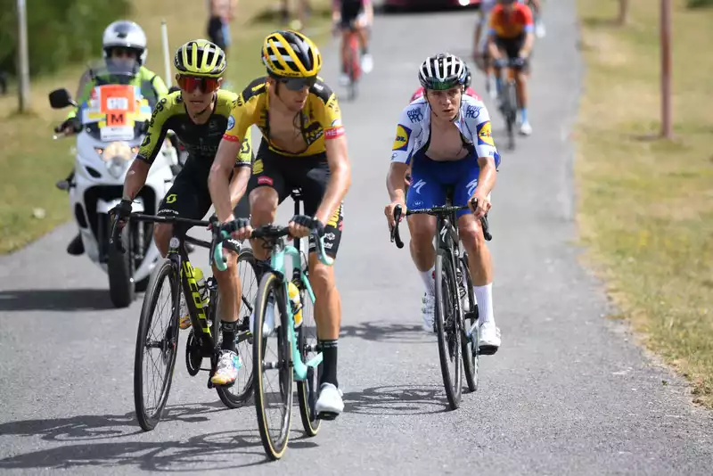 George Bennett Dominates Evenpoel at Vuelta a Burgos