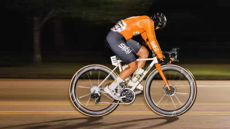 Hunt Adds Carbon Spokes to Proven Limitless Rims