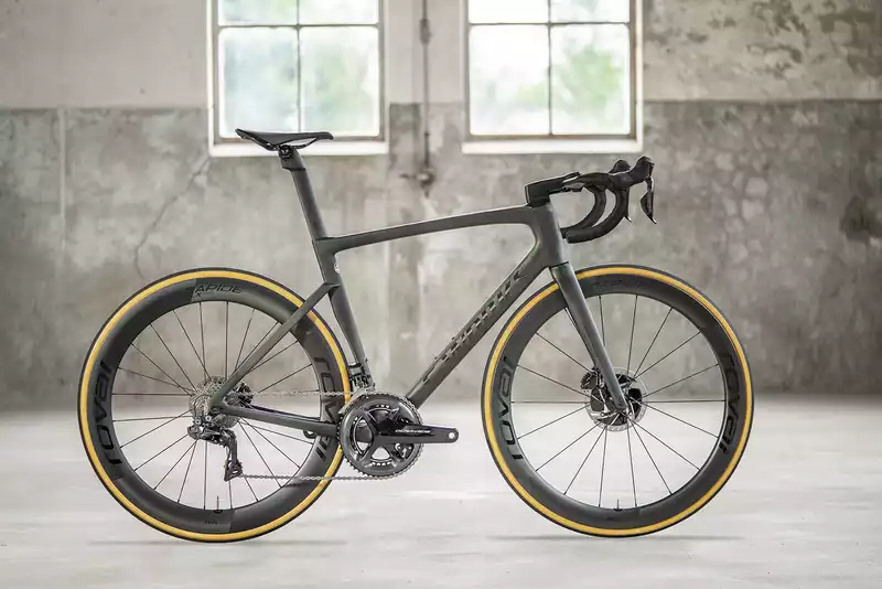 Specialized Announces New Tarmac SL7 for 2021