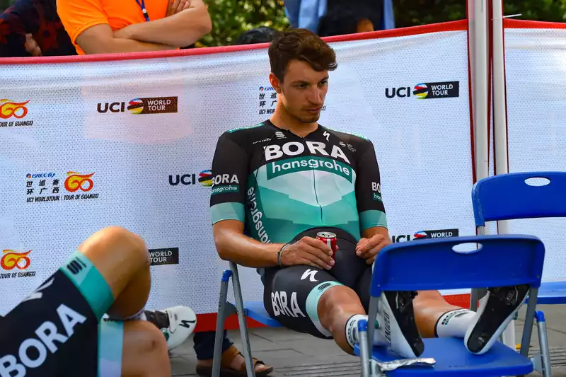 Beulah Hansgrohe fell in Sibiu and Selig was injured.