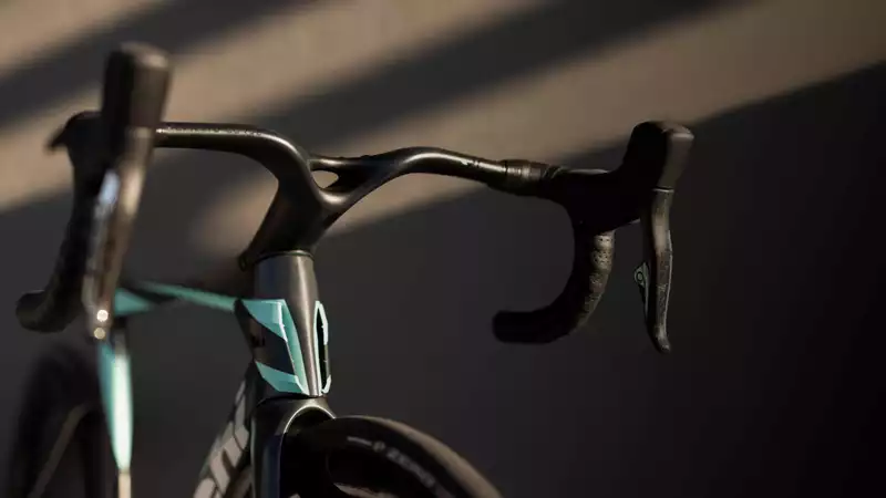 The new Bianchi Oltre features F1-inspired air deflectors on the head tube.