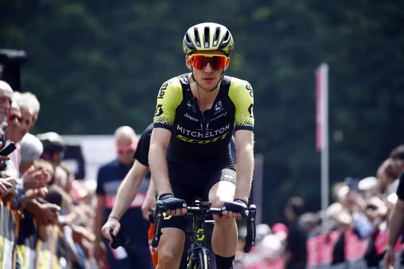 Simon Yates Focuses on Giro d'Italia, Mitchelton Scott Aims for Stage Win at Tour de France