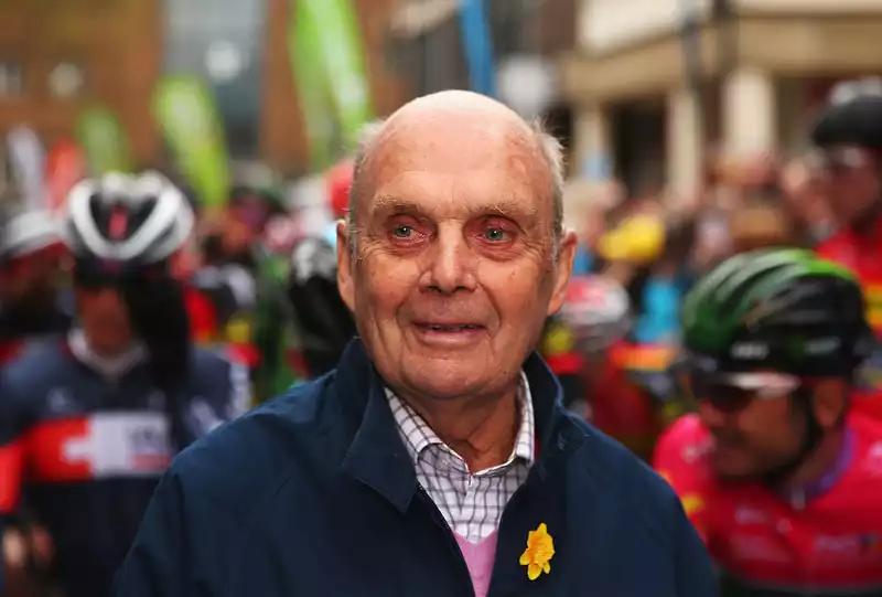 British Cycling Pioneer Brian Robinson Dies at 91