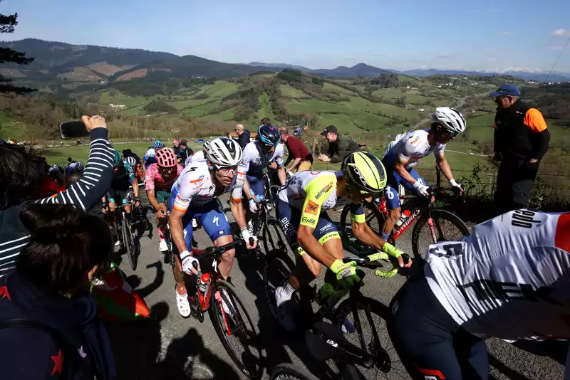 Pierre Latour Retires from Iturria-Basque after Crashing on Stage 4