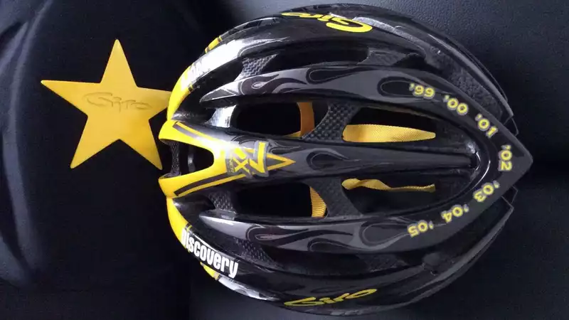 Found on eBay: Limited Edition Lance Armstrong Giro Atmos Helmet