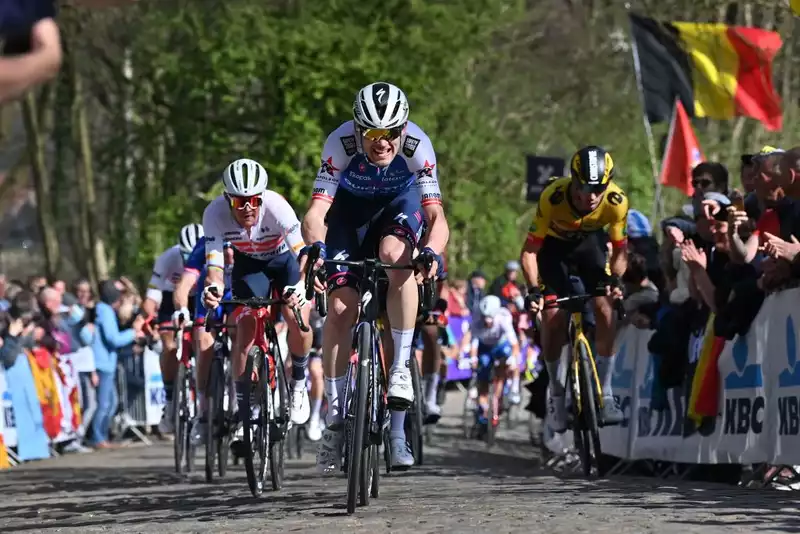 Unlike previous years, Quick-Step's woes continue before the Tour of Flanders