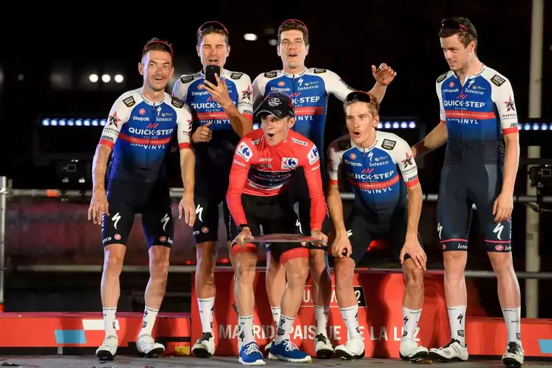 Remco Evenpole Reveals 2023 Grand Tour Goals at Theme Park Team Presentation