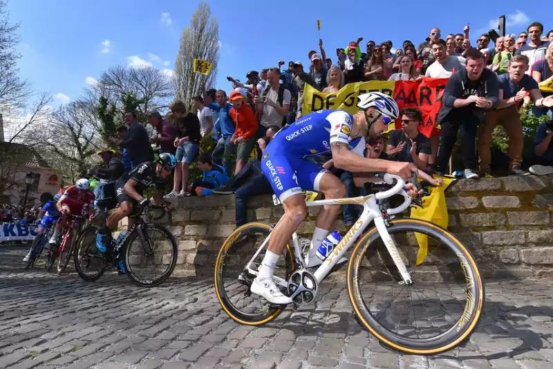 Tom Boonen, this is the year to try to shorten the Tour of Flanders.