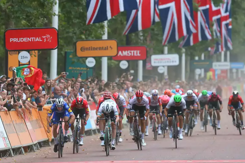 British Cycling Extends Race Suspension to September 1