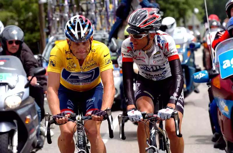 Filippo Simeoni Lance Armstrong deserves a second chance.