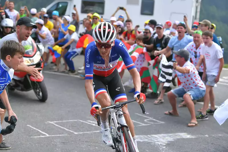 Barguil Practices in Brittany for the First Time Since Lockdown