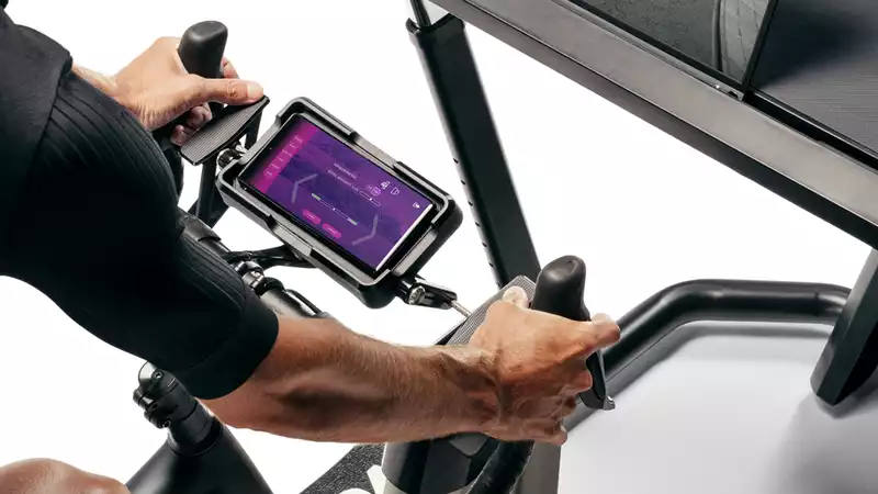 Wahoo unveils its latest accessories and RGT takes the steering wheel