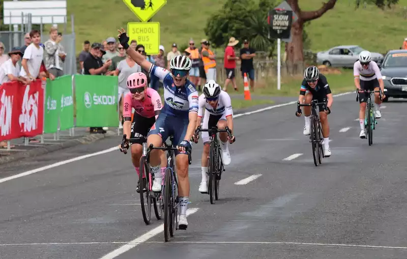 Allie Wollaston Wins New Zealand Championship Road Race