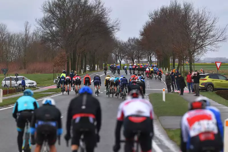 Weather Report: Omloop Het Newsblad Expected to Finish with Headwind