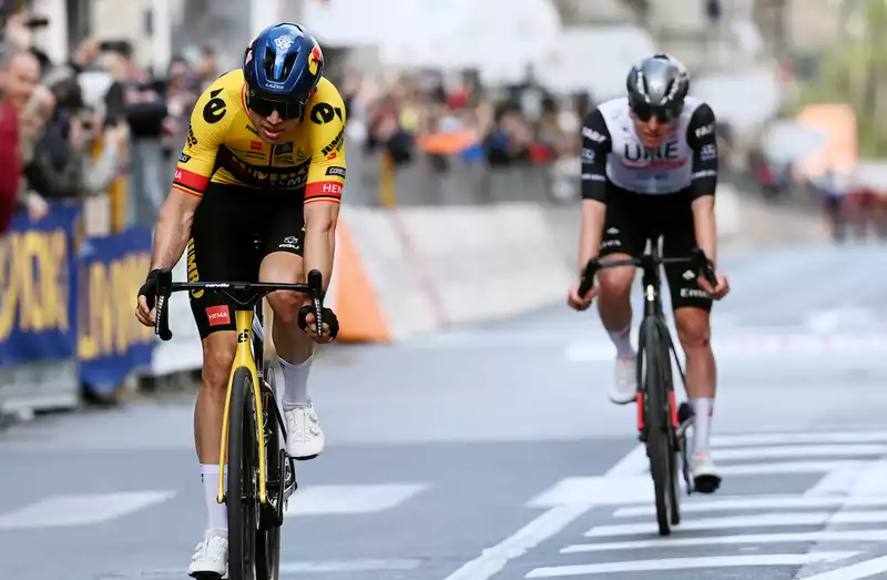 Milan-San Remo, defeated by Van der Pol, Wout Van Aert finds solace.