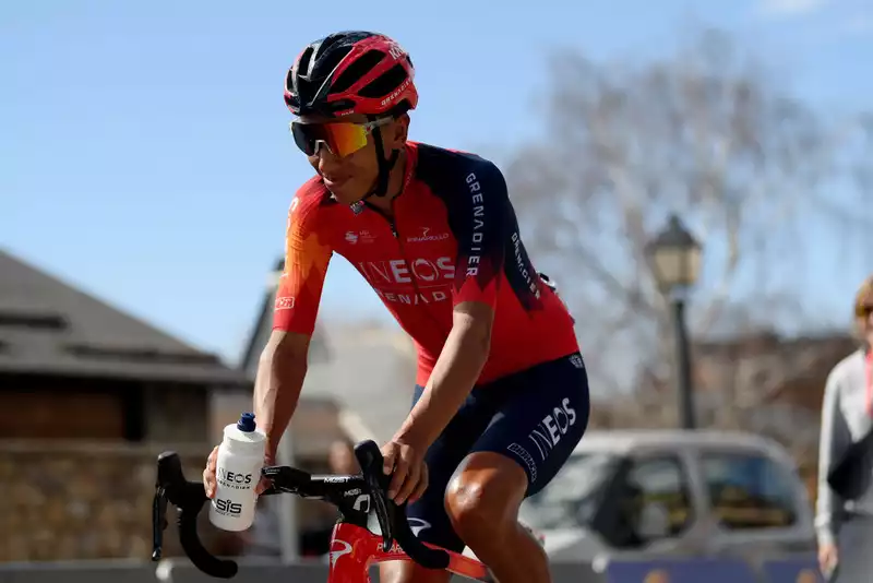 Egan Bernal returns to training after crash at Volta a Catalunya