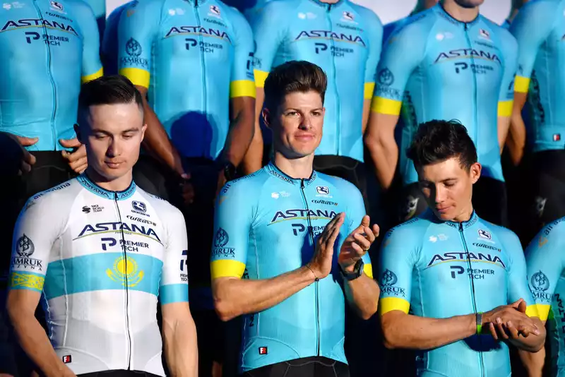 Astana confirms 30% pay cut for riders and staff until race resumes