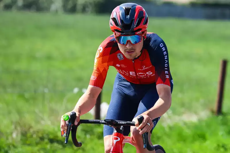 Tom Pidcock leads Ineos Grenadiers in the Tour de Suisse