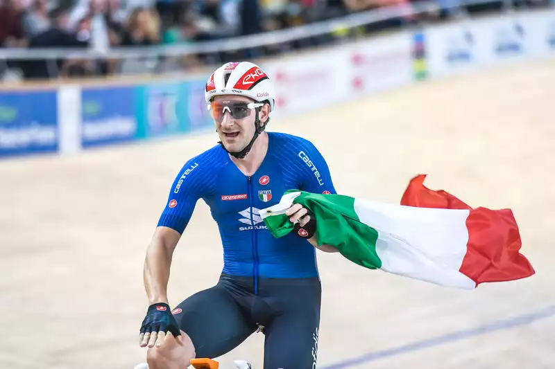 Elia Viviani, winner of 10 medals in Roubaix, praises the best Italian track team in history