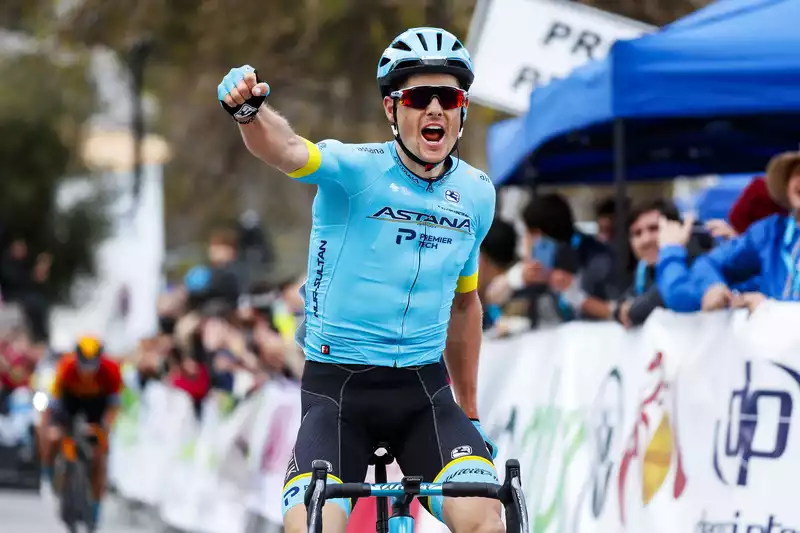 Fuglsang answers accusers with his feet in Ruta del Sol