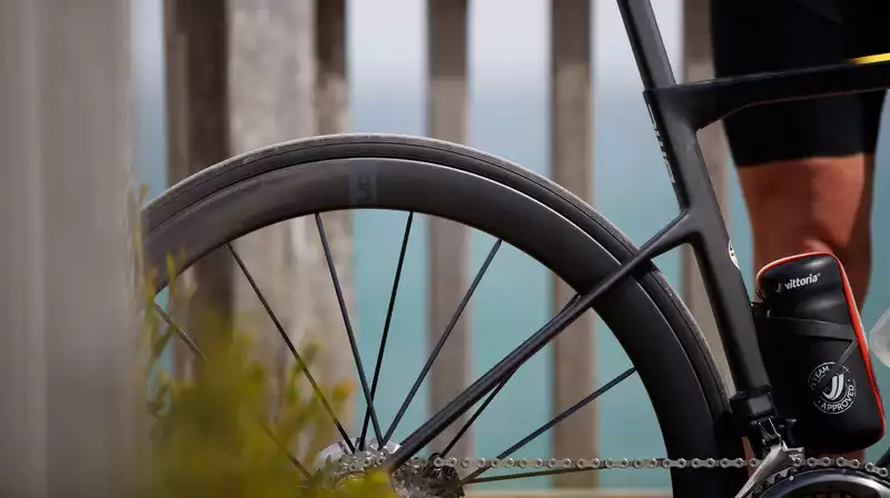 The new Partington MKII R Series disc brake wheelset weighs 1,160 grams.