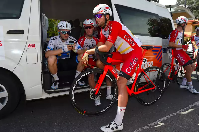 Tour Down Under: Haas back on form, Cofidis teammate Viviani crashes hard