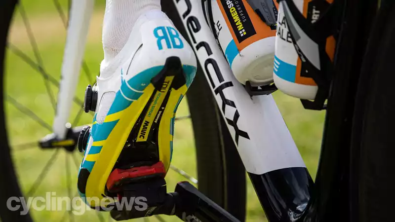 Mavic and Romain Bardet Help Raise Funds for Bushfire Relief in Australia