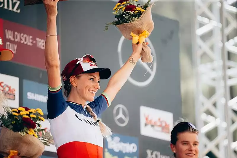 Pauline Ferrand-Prevot, successful iliac artery surgery.