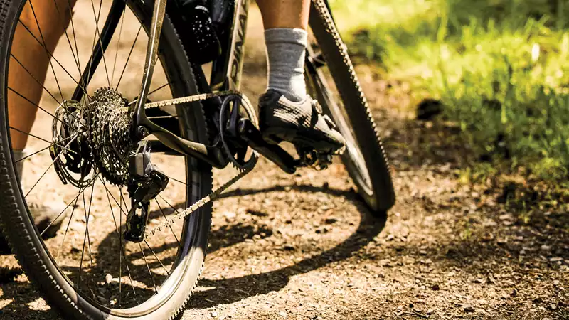 SRAM, Zipp, and Rockshox create new gravel component, XPLR