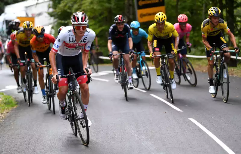 Tour de France, Taddei Pogacar Explodes at Puy Marie to Take Second Place