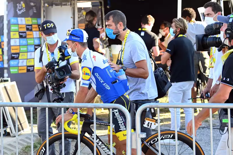 Brave look for Alaphilippe, who lost the yellow jersey at the Tour de France