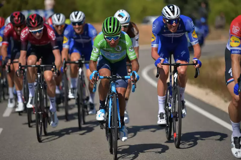 Vuelta a España, Echelon Returns Quintana to the GC Front