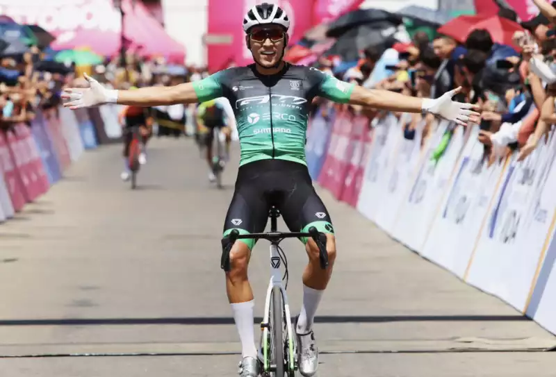 Osorio Beats Iguita and Bernal to Win Colombian Road Race Championship