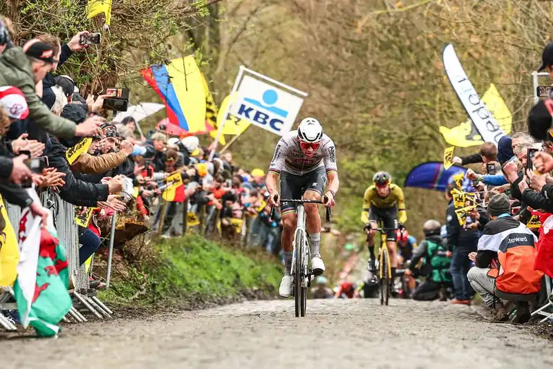 We knew the Koppenberg would be chaos" - Mathieu van der Pol conquers the toughest climb of the Tour of Flanders