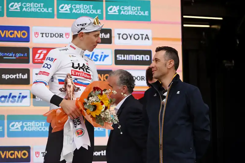 We have to put out of our minds the idea that he is invincible" - Nibali calls for ingenuity from Tadei Pogachal's Giro rivals