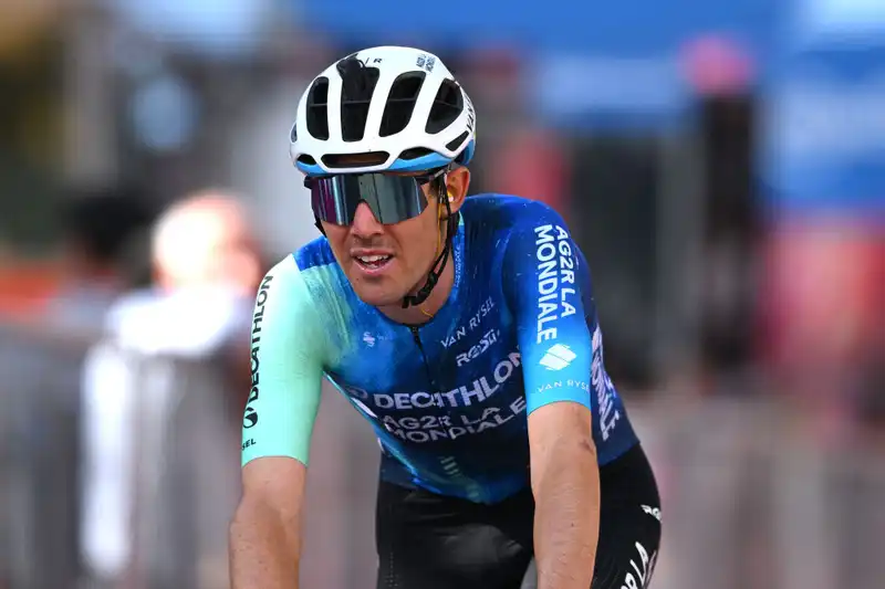 Ben O'Connor fights disease to ensure GC Fourth as Decathlon AG2R celebrates Giro d'Italia success